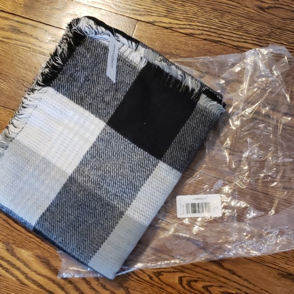 dressbarn Accessories Dressbarn Poncho Poshmark